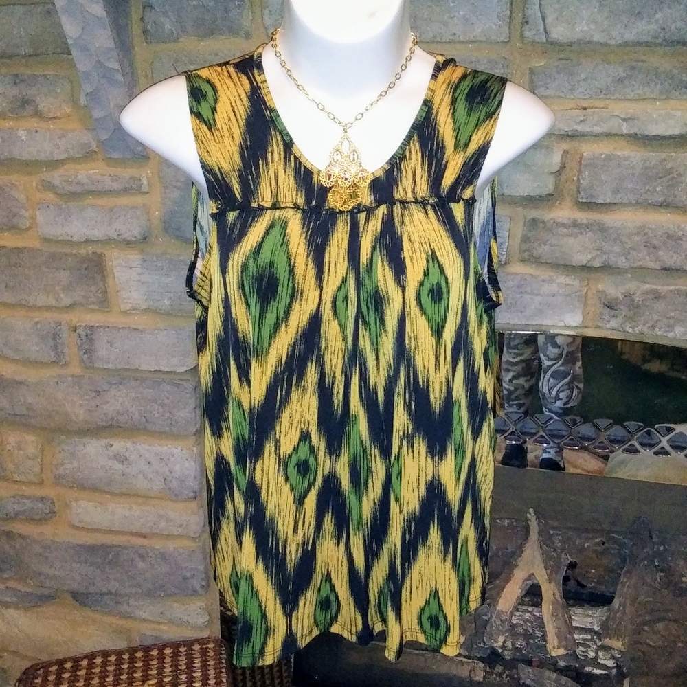 ⭐2X Susan Lawrence beautiful top